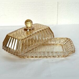 EUC 3 oz. Champagne Glass Butter Dish with Lid, Covered Butter Stick Holder Tray
